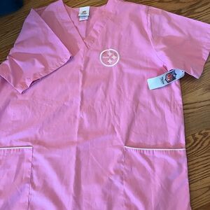 NWT Steelers Scrub Top